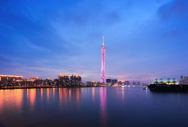 笔触下的岭南赞歌，广东千年文明的传奇故事