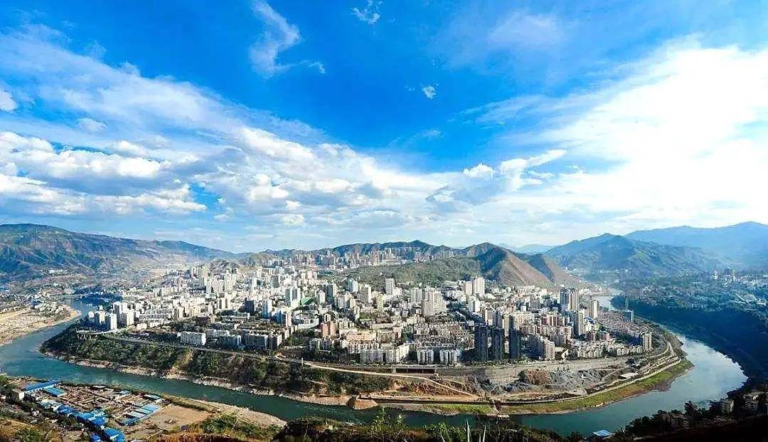 四川之声，播音稿里的四川风情